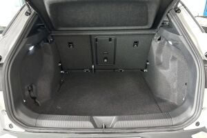 VOLKSWAGEN ID.4 esikatselu 8