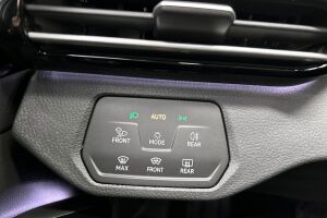 VOLKSWAGEN ID.4 esikatselu 14