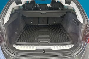 BMW 3-SARJA esikatselu 12
