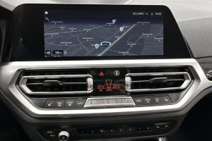 BMW 3-SARJA esikatselu 15