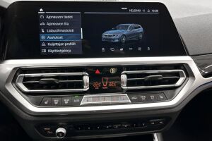 BMW 3-SARJA esikatselu 16