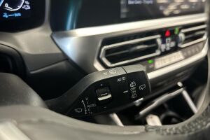 BMW 3-SARJA esikatselu 21