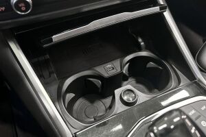 BMW 3-SARJA esikatselu 37