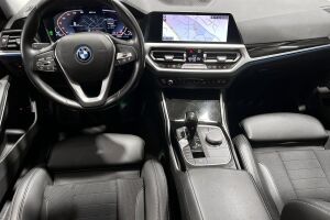 BMW 3-SARJA esikatselu 20