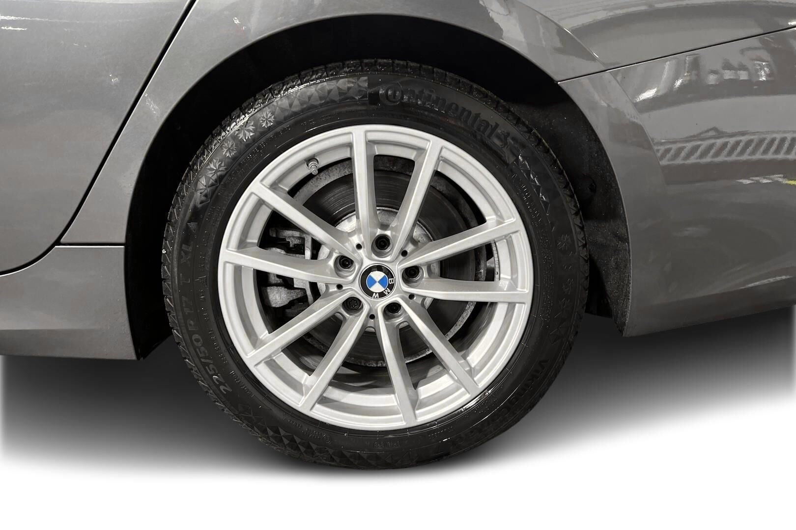 BMW 3-SARJA iso kuva 11