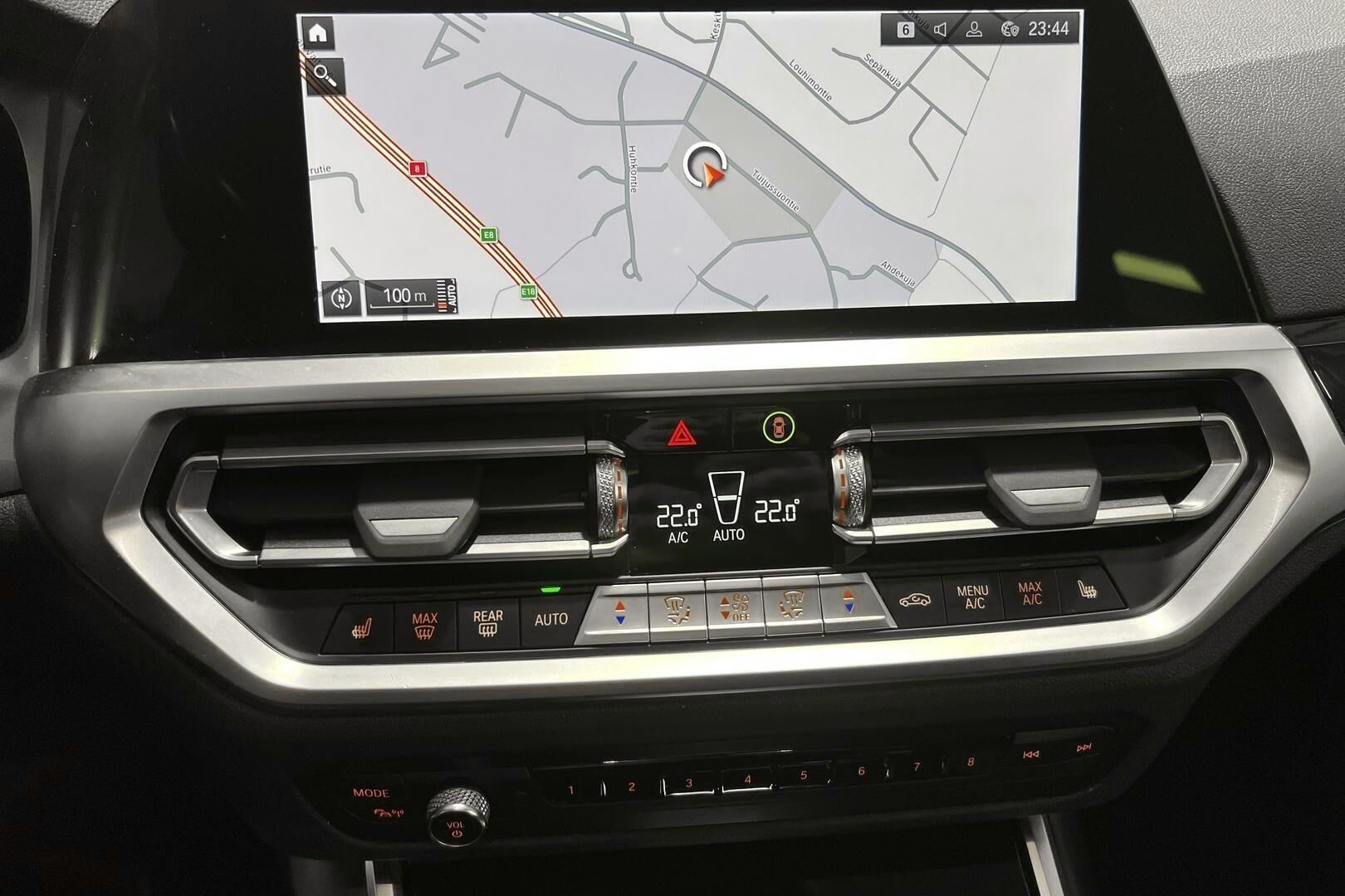 BMW 3-SARJA iso kuva 15