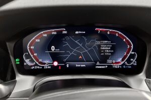 BMW 3-SARJA esikatselu 17