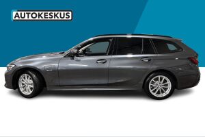 BMW 3-SARJA esikatselu 7