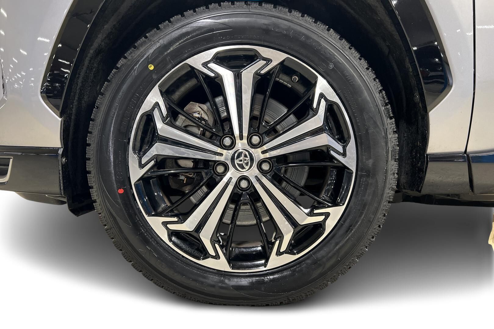 TOYOTA RAV4 Plug-in iso kuva 12