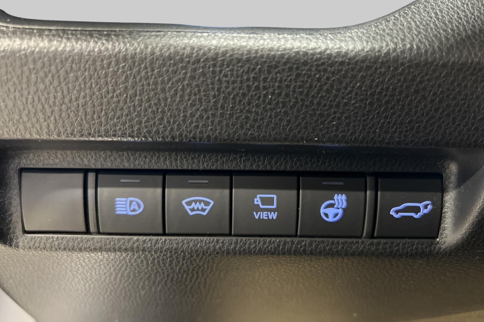 TOYOTA RAV4 Plug-in iso kuva 15