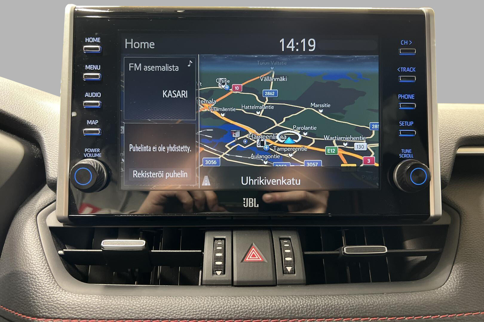 TOYOTA RAV4 Plug-in iso kuva 17