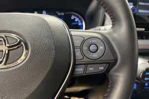 TOYOTA RAV4 Plug-in esikatselu 18