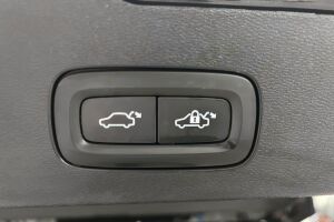 VOLVO V60 esikatselu 12