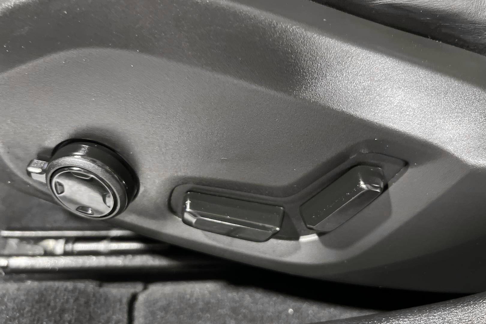 VOLVO V60 iso kuva 15