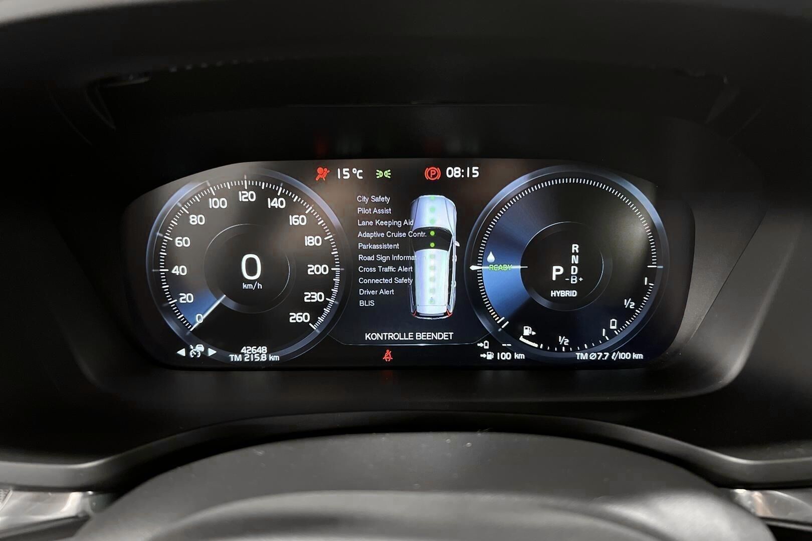 VOLVO V60 iso kuva 19