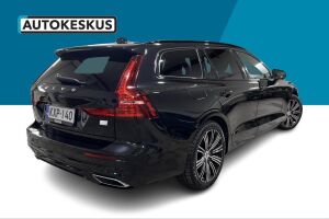 VOLVO V60 esikatselu 3