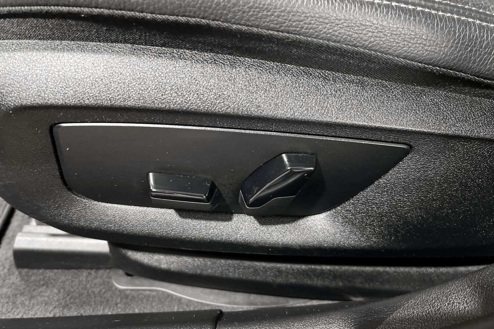 BMW 5-SARJA iso kuva 22