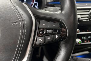 BMW 5-SARJA esikatselu 13