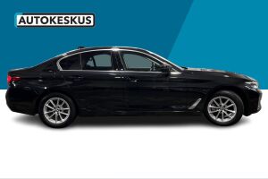 BMW 5-SARJA esikatselu 3
