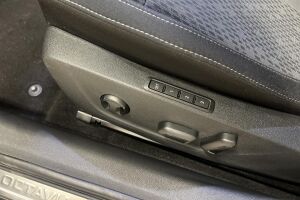 SKODA OCTAVIA esikatselu 15