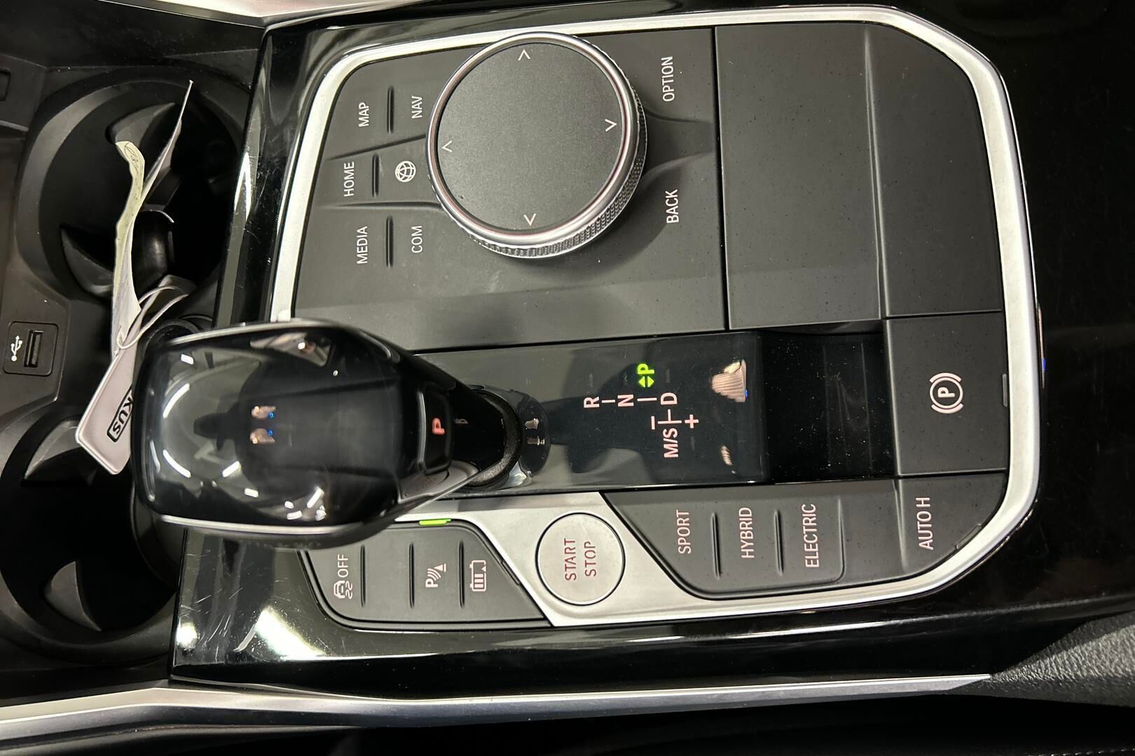 BMW 3-SARJA iso kuva 17