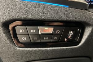 BMW 3-SARJA esikatselu 21