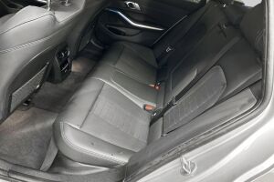 BMW 3-SARJA esikatselu 9