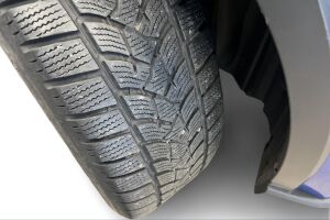 TOYOTA C-HR esikatselu 14