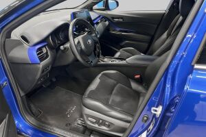 TOYOTA C-HR esikatselu 9