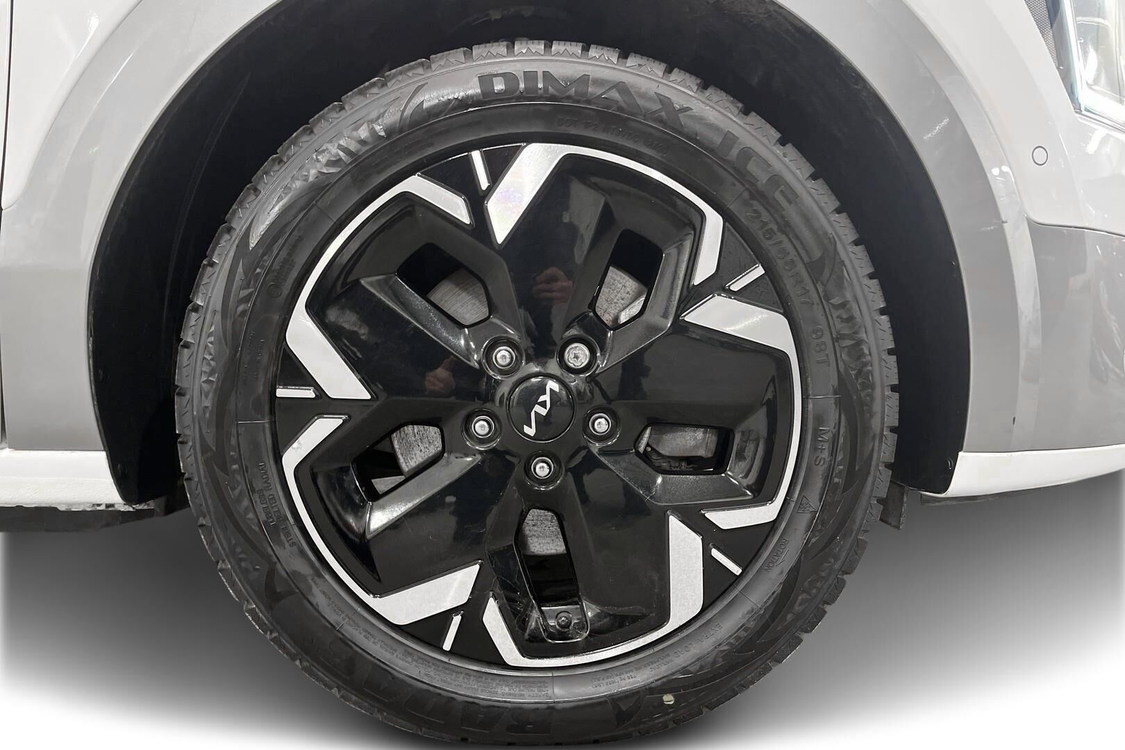 KIA NIRO iso kuva 12