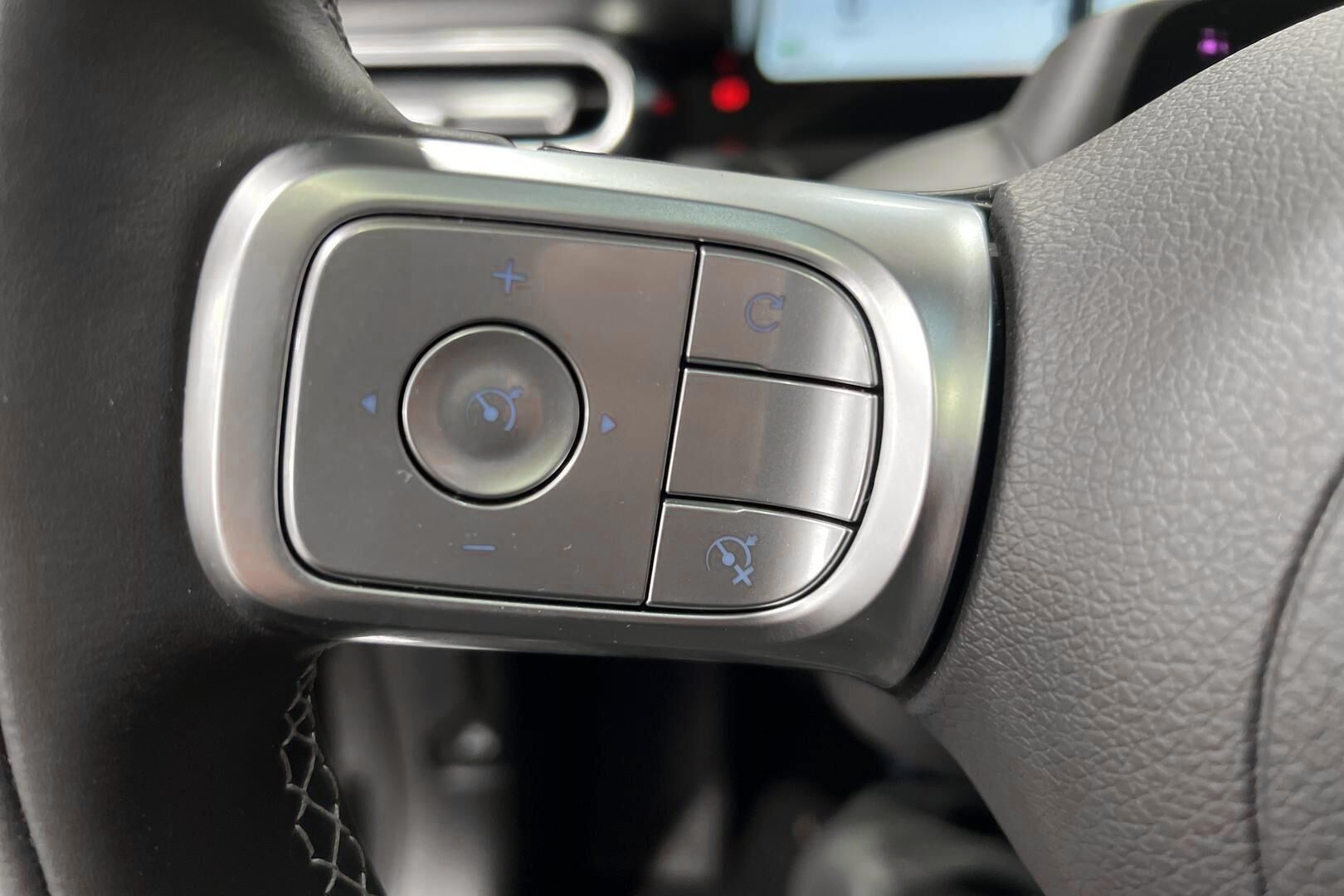 SMART #1 iso kuva 15