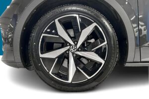 VOLKSWAGEN ID.4 esikatselu 12