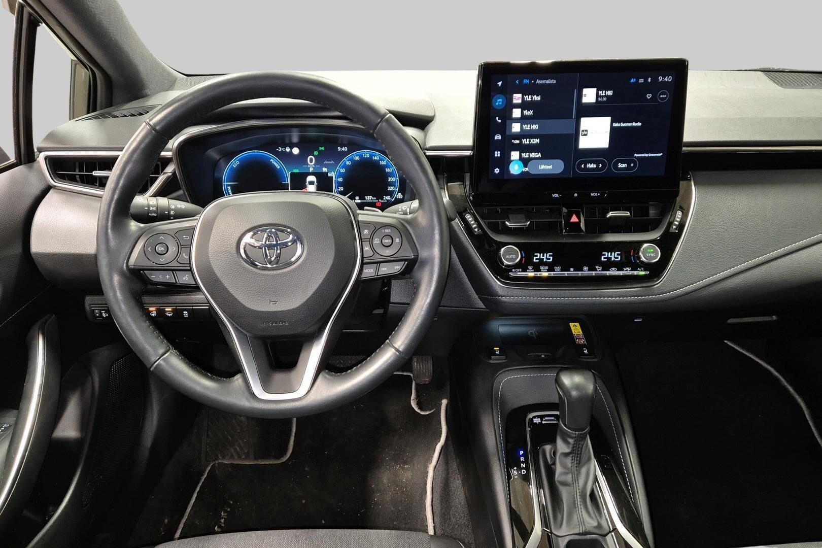 TOYOTA COROLLA iso kuva 4