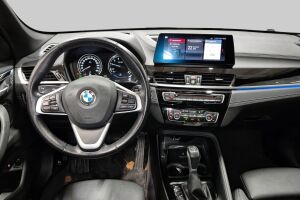 BMW X1 esikatselu 1