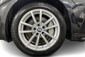 BMW 3-SARJA esikatselu 12