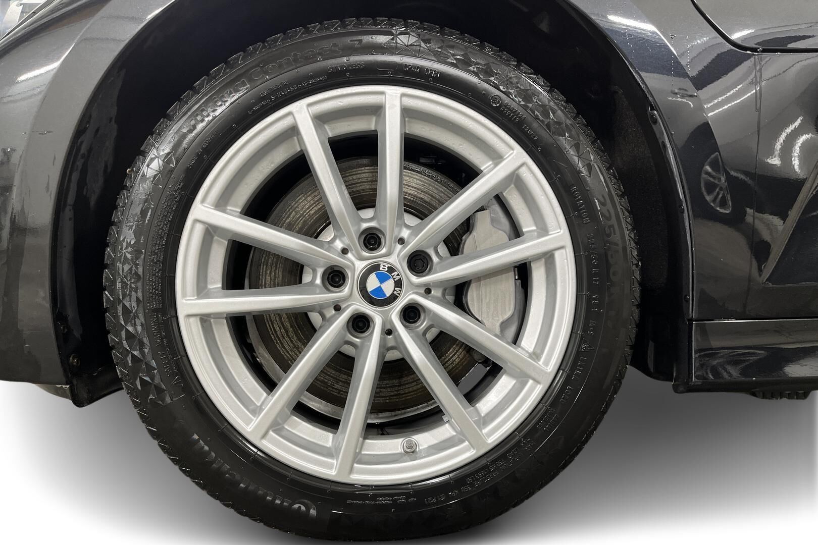 BMW 3-SARJA iso kuva 13