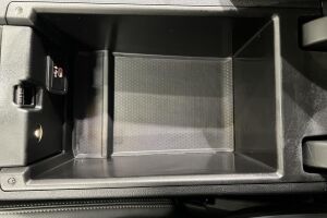 BMW 3-SARJA esikatselu 20