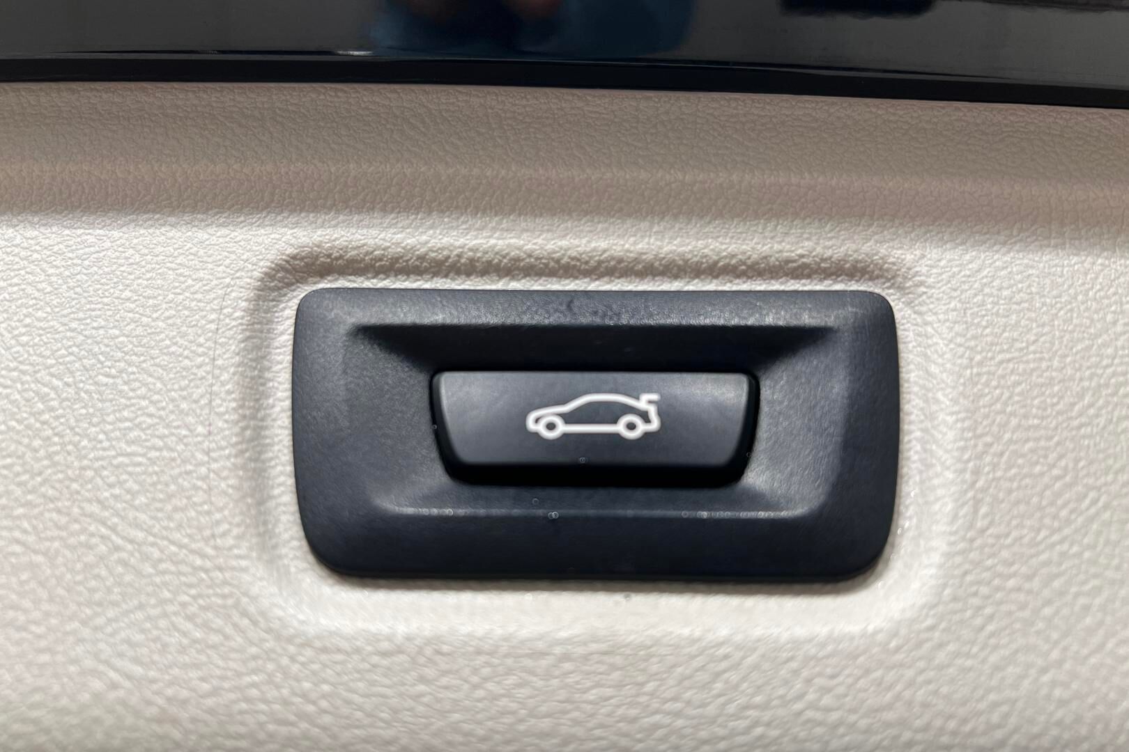 BMW 3-SARJA iso kuva 25