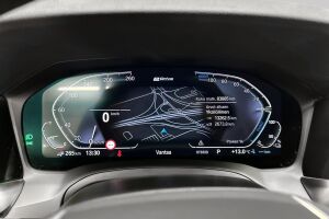 BMW 3-SARJA esikatselu 15