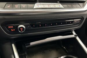 BMW 3-SARJA esikatselu 17