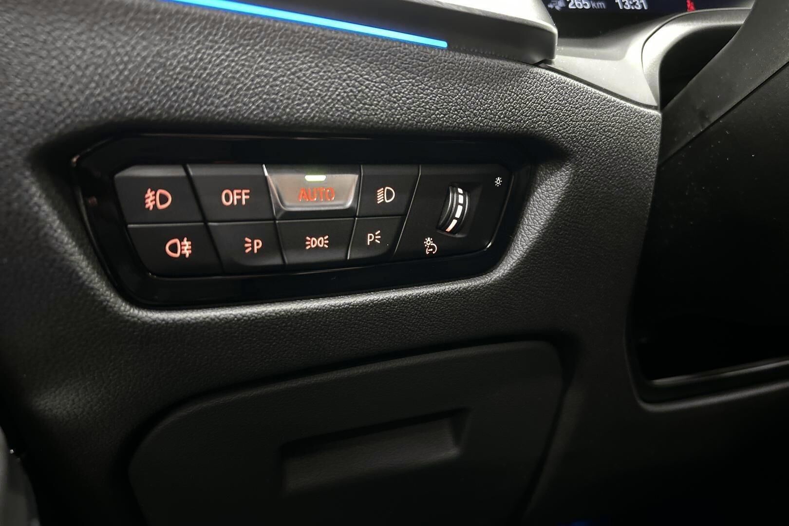 BMW 3-SARJA iso kuva 22