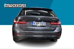 BMW 3-SARJA esikatselu 7