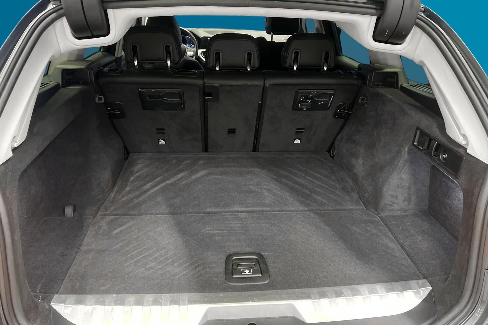 BMW 3-SARJA iso kuva 13