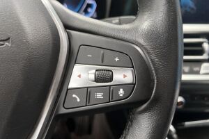 BMW 3-SARJA esikatselu 15