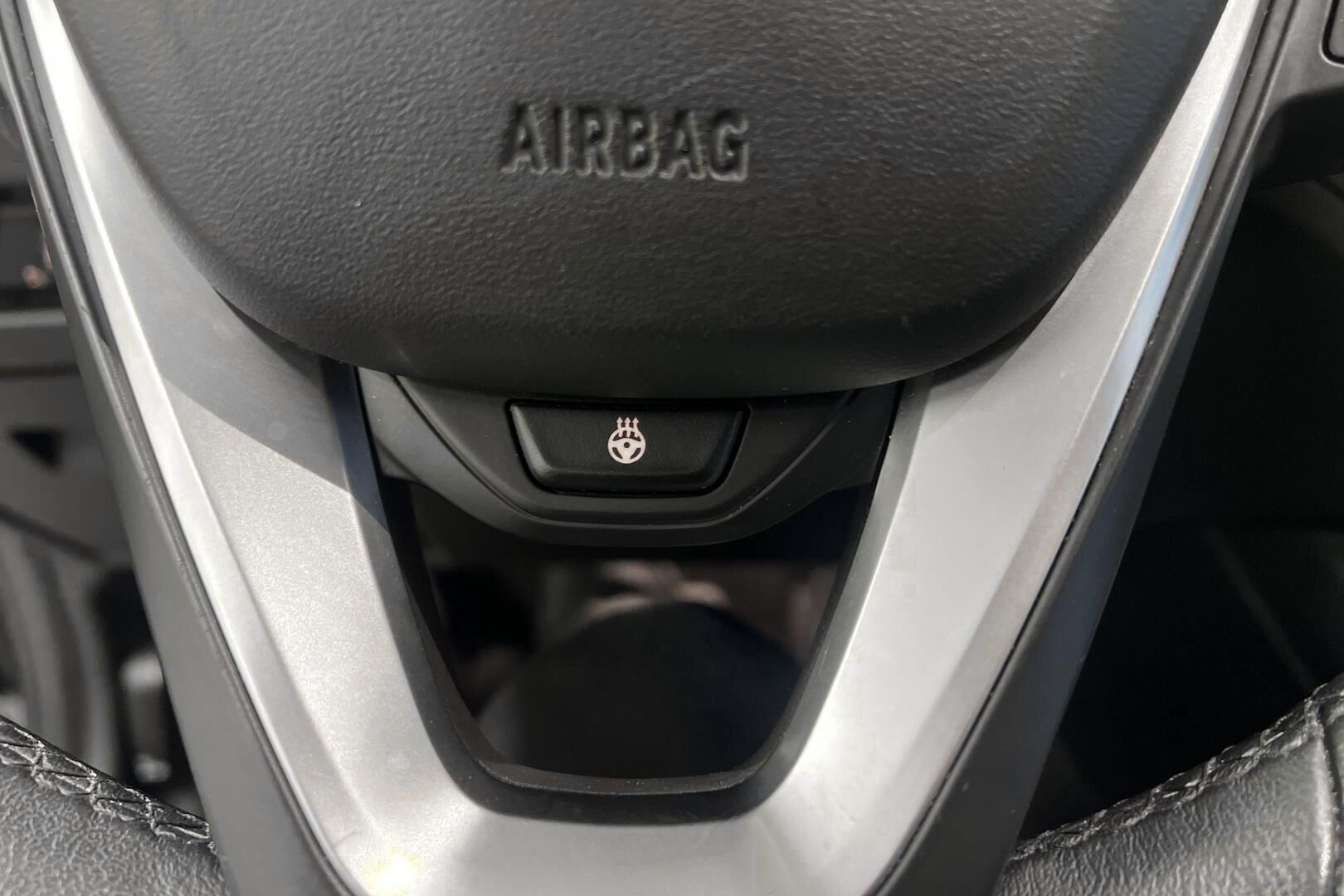 BMW 3-SARJA iso kuva 23