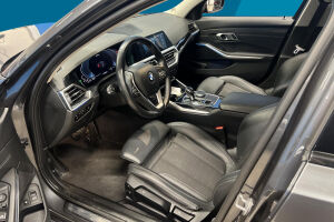 BMW 3-SARJA esikatselu 8