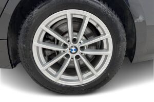 BMW 3-SARJA esikatselu 12