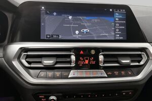 BMW 3-SARJA esikatselu 14