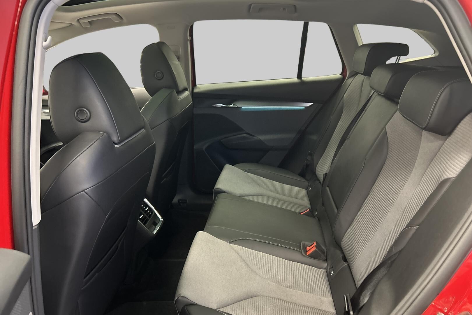 SKODA Enyaq iso kuva 10