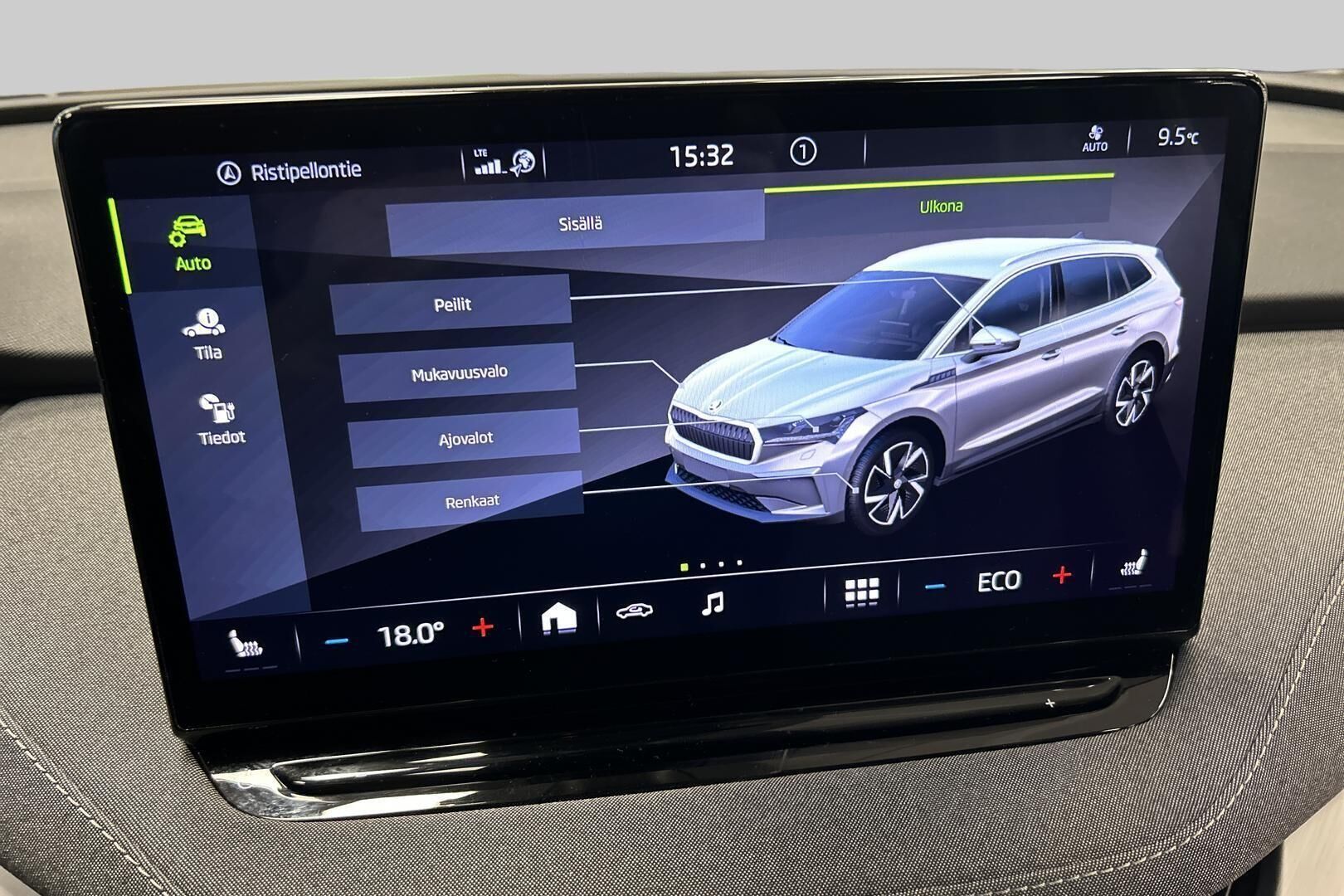 SKODA Enyaq iso kuva 19